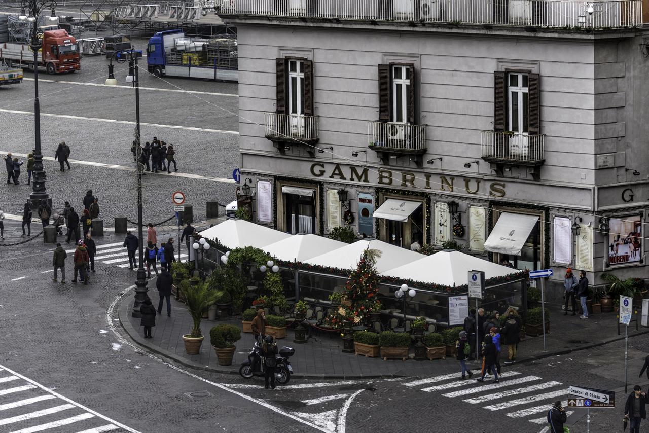 Appartamento Sul Teatro San Carlo Наполи Екстериор снимка